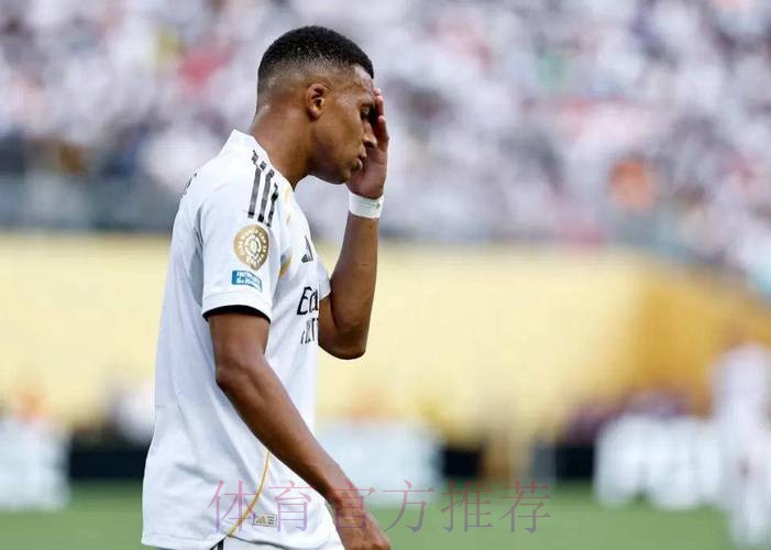 西媒:这是皇马历史黑暗一天!高层缄默 有人被指责 西媒:这是皇马历史黑暗一天!高层缄默 有人被指责